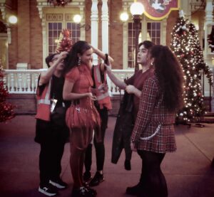 Kylie Cantrall Instagram - couldn’t think of of a more magical way to spend christmas than getting jolly to the core with my favorite people in the world @disneydescendants 💌🙂‍↕️🎄💋💋💋 catch our performance in the @abc Disney Parks Magical Christmas Day Parade ;) x