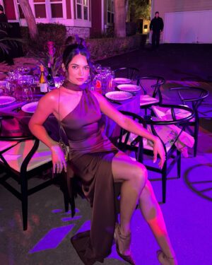 Kyra Santoro Instagram - So inspiring being at the 34th annual EMA awards last weekend. I felt hopeful and moved that there are so many actors, directors and studios in Hollywood who are making such big strides towards being more green and sustainable. Thank you for having me 🥹🌎♻️ #emaawards