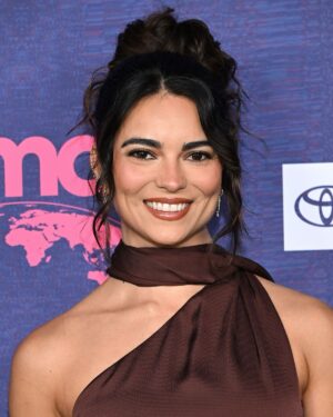 Kyra Santoro Instagram - So inspiring being at the 34th annual EMA awards last weekend. I felt hopeful and moved that there are so many actors, directors and studios in Hollywood who are making such big strides towards being more green and sustainable. Thank you for having me 🥹🌎♻️ #emaawards