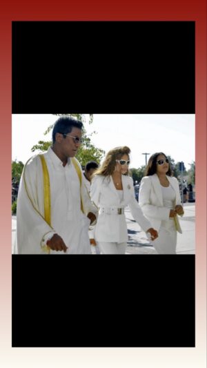 La Toya Jackson Instagram - A lovely Happy Birthday to Jermaine, wishing you an incredible day filled with love, joy & peace🎈
Sending much love and light to you always!😘

#Happybirthday #bday #instagood #photooftheday #family #love #thejacksons #jacksonfamily #jermainejackson #latoyajackson #janetjackson