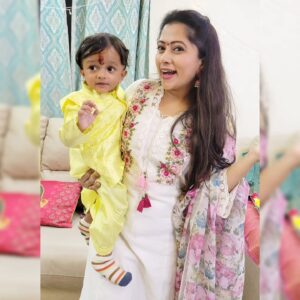 Lahari Arundhati Vishnuvazhala Instagram - All about @lishan.official bhogi pallu celebration 🤩🥰😍💐 @lakshmimani_r