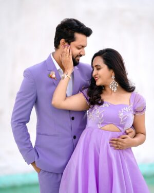 Lasya Manjunath Instagram - Two hearts, one journey, and a lifetime of love. 💕 
Watch us celebrate our bond and create magic on #iSmartJodiSeason 3 💜 only on @starmaa 
The grand launch episode 21st december 
sat -sun 9:00 pm 😍🥰❤️

@oak_entertainments 

💄: @brunda_mua 
📸: @nookaladeepakphotography 
Loocation : @thefotogarage 
Ear rings : @fashioncurvee 

Lasya outfit : @pari.designers_ 
Manju outfit : @eden__designers__ 

✨ #TogetherForever #romanceredefined