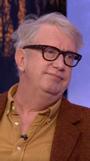 Lauren Laverne Instagram - #FatherBrown star Mark Williams tells us about a bike mishap during filming 🙈

#TheOneShow #iPlayer