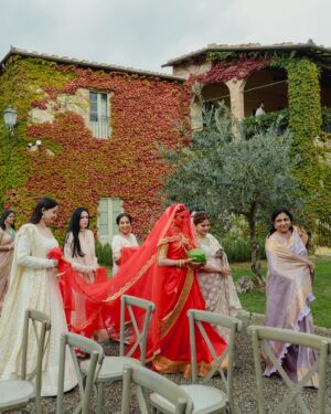 Lavanya Tripathi Instagram - A year of being married to the most amazing, loving, and caring man I have ever known. 
You make my world go round🌎❤️🧿
Love youu! 

What a fairytale wedding it was…🫶🏻
#grateful