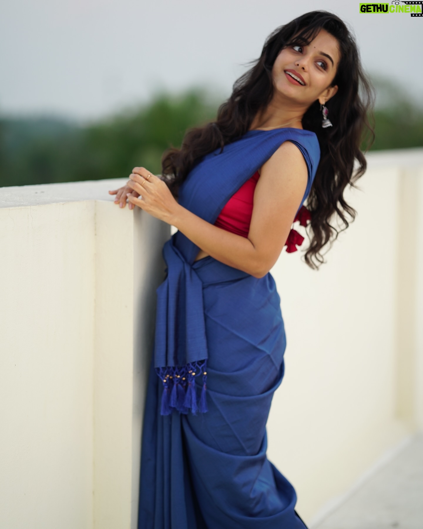 Lavanyaa - 71.9K Likes - 💙🧿
Outfit @sambhaviboutique
Photography @kanyamedia