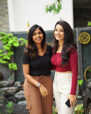 Lavanyaa Instagram - An unexpected bond that life gave me when I badly needed one 🧿 @lavanyaa_official

Pc @kanyamedia