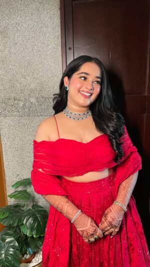 Laxmi Shetty Instagram - nothing like seeing your vision come to life 🥹❤️

outfit custom made by @beyondusual_ ✨

.
.
.
.
.
.
.
#desioutfit #desioutfits #bridal #brides #receptionlook #bridallook #lehenga #redlehenga #bridaloutfits #bridalmakeup #outfitinspiration #explorepage 
Bridal outfits, red Lehenga, desi outfits, bridal makeup, bridal look, Lehenga