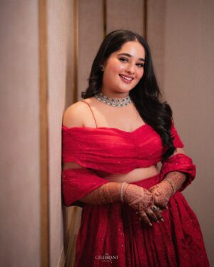 Laxmi Shetty Instagram - ❤️

📸 @thecelebrant.in 
Decor @gowjee_events 
Sahils Outfit: @dapperanddare.in 
Laxmi’s outfit : custom made @beyondusual_ 
Makeup & hair: @megna_alva @manish_hairstylist 
Jewelry : @tdfdiamondsandgold 

#SahilKeGharAayiLaxmi