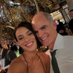 Laysla De Oliveira Instagram - I think you all know how much this project means to me. We didn’t get a premiere last season due to the strike so I am beyond thankful and thrilled that I got to show up and celebrate with my insanely good lookin and talented friends.  Thank you @dorso @jentioseco and @jerrodrobertshair for making me feel like an absolute queen. And thank you to the fans of LIONESS.  Your support, enthusiasm and love for the show has made round 2 possible! This show will forever go down as the one that changed my life. I can’t wait to see what they cooked up for Season 2 💫