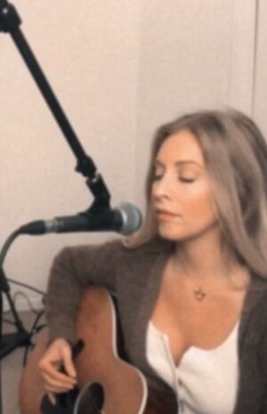 Leah Jenner Instagram - Thank you Bill 🌹 #billwithers