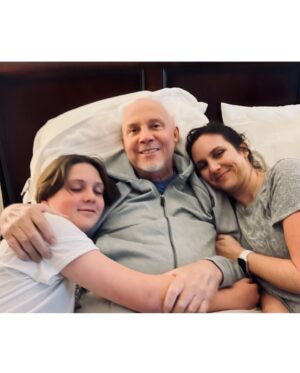 Leah Remini Instagram - Spreading a little holiday cheer in Florida with my @rindermike and his beautiful family. 

I am so moved by the outpouring of love and care shown to Mike and his family.

@claireh101 came with her family to visit the Rinders for Thanksgiving and stayed to help. Claire is shopping, cooking soup for Mikey, cleaning, baking, and running to the store 23 times a day.

Amy Scobee and Mat Pesch are blessings. Amy is doing laundry, cleaning, grocery shopping, and baking… and Mat is wrangling the kids, taking them to their sports events, and doing everything and anything.

My friend Corina dropped everything, canceling the work she had in LA to travel with me—not even hesitating for a moment to get to Mike with me. Corina, there is just no one like you.

To my friend @yasharali , thank you for getting me and Corina to Florida on such short notice. You pulled favors, took care of everything, got us here, got us to and from Mike’s to the hotel, and so much more. None of this could have happened without you. I can’t thank you enough, and Mike and Christie can’t thank you enough—you brought tears to their eyes! 

@juliechenmoonves, @kevinjamesofficial, @chelseahandler—your calls and prayers made Mike smile from ear to ear

Thank you to the Aftermath crew for sending Mikey your funny messages. @devonpgraham, thank you for the food and care.

Mom, Angelo, Sofia, Shannon, Nicole, Willy, Bri… thank you for loving on Mikey

Thank you to @mrlitservices for taking on the task of putting up Christmas lights on the Rinder home with less than 24 hours’ notice. Your company was booked, you had customers on your schedule already, and you didn’t hesitate.

@christie.june is an angel. While managing her household, two boys, and doting over her husband, she shows a strength and grace that is a wonder to behold.

Shane and Jack, you have been so wonderful and strong for your dad/stepdad. I know this hasn’t been easy, and we are all so proud of you

As many of you know, Mike has been courageously battling cancer, and your messages of love truly lift his spirits. Please keep Mike, Christie, and their two boys in your prayers. Surround them with all the love and strength they so deserve.