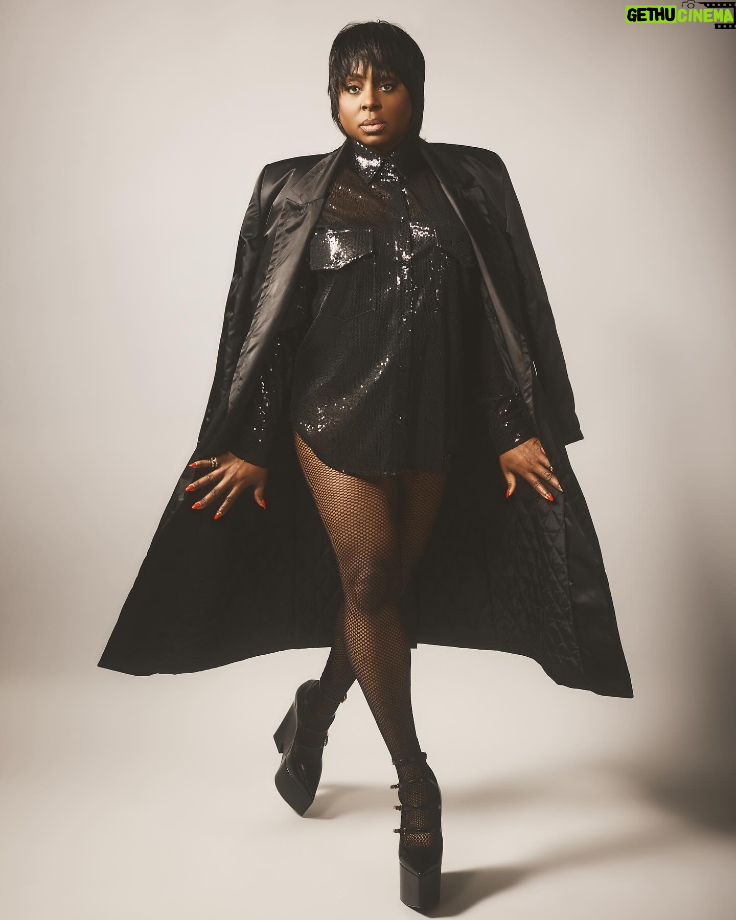Ledisi - 3.8K Likes - “Right now, I’m having fun evolving and not defining things so much. I haven’t thought about what this new me is. I’m just having fun and looking for my throughlines in fashion and what makes me feel good.” - @ledisi
Full Article (Link in Bio)
Trench Coat/shirt: @Pence1979
Jewelry: @ShopMiraco
Stockings: @Wolford
Platforms: @Versace
#CoverGirl
My L’Officiel Monaco Magazine, digital cover story, A Journey of Passion, Purpose, and Power, is available now. @lofficielmonaco
TEAM CREDITS:
Photographer: @jdthecombo
Fashion Stylist & Creative Director:
@mickeyboooom @theonly.agency
Hairstylist: @iamstacygray
Makeup artist: @makeupbylatisha
Production: @freemenbymickey
Photographer assistant: @orensiddo
Stylist assistant: @cecewetrust
Ledisi’s Publicist @mzguinness
#ledisi #goodlife #fashion
