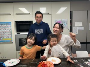 Lee Ji-hye Instagram - 내일은 
내 46세 생일

전날인데도
벌써 시작되었네❤️

고마워요