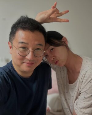 Lee Ji-hye Instagram - 새햐복마니받으세요

늘 응원합니다❤️

저도 잘지내고 있어요
오늘따라
더 쇼윈도 같네요 ㅋㅋ

사랑해요 인친들