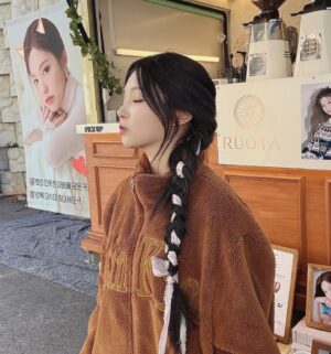 Lee Si-woo Instagram - 금호랑 첫 커피차 🦊☕️
🫶🏻 @bigpicture_ent