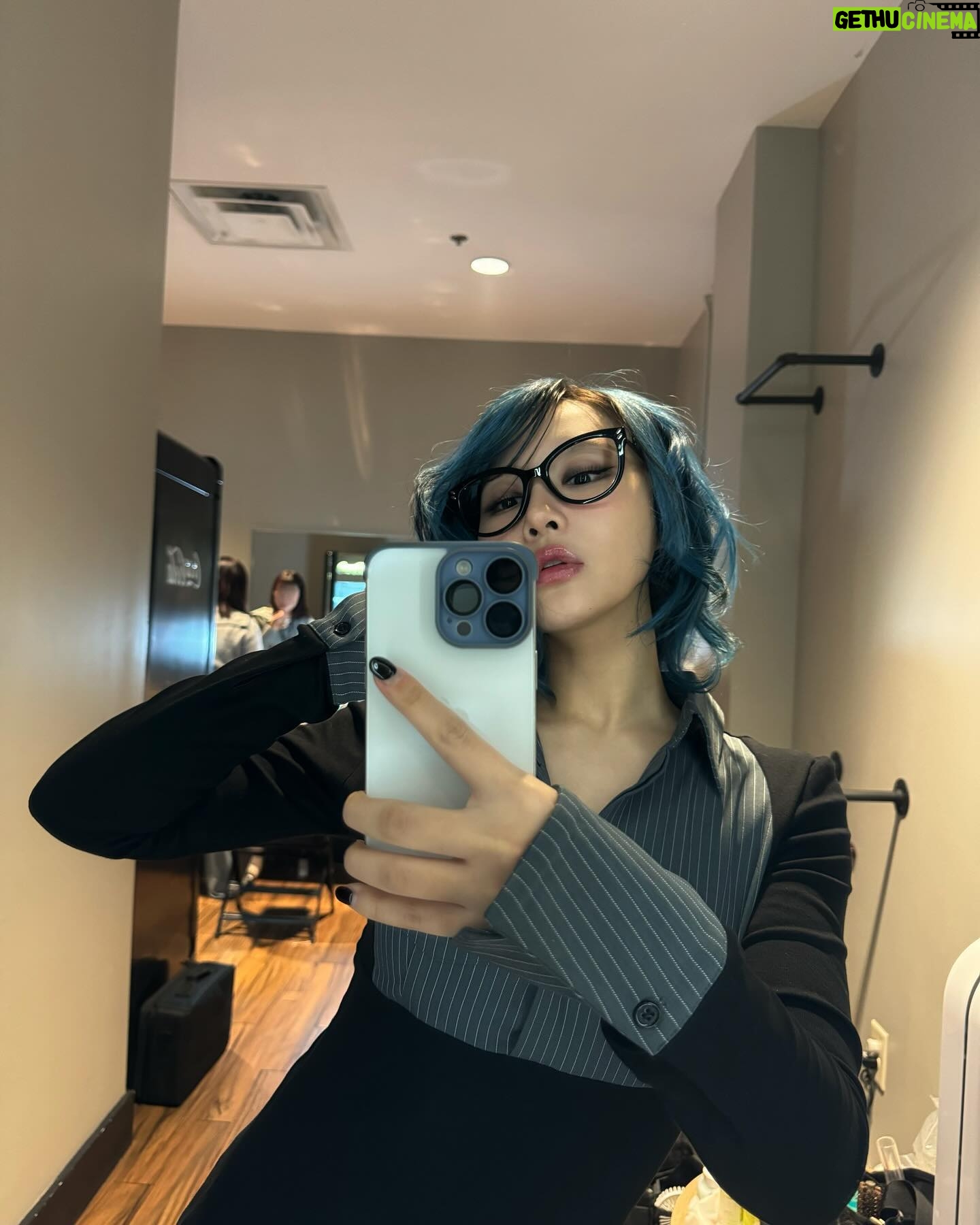 Lee Si-yeon - 45.9K Likes - 📍Atlanta
Thank U U.S😘