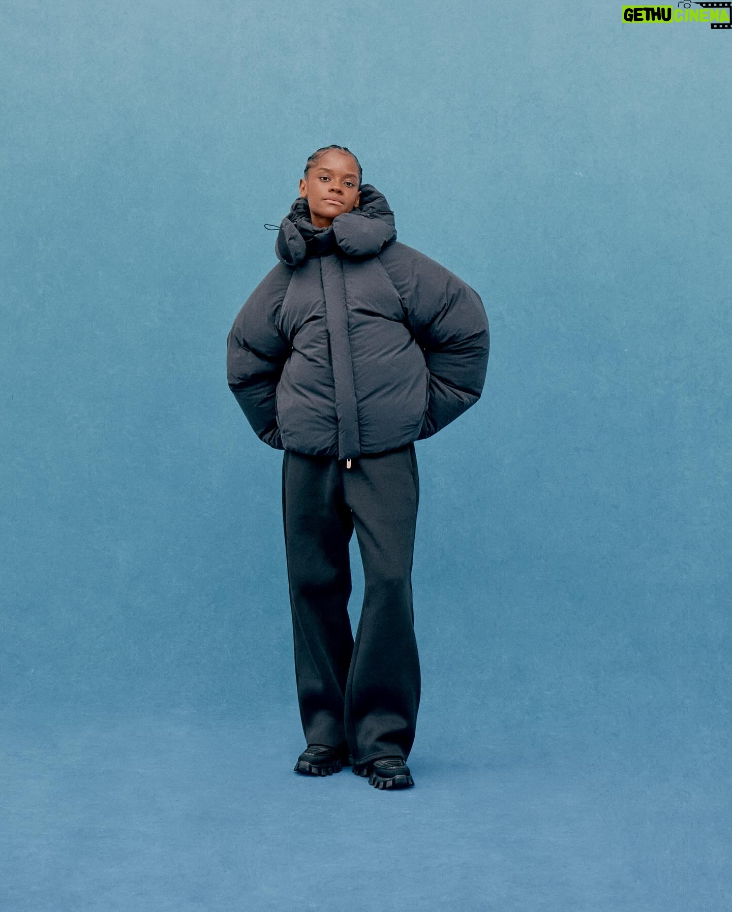 Letitia Wright - 90.1K Likes - Introducing the final segment of our Welcome Home campaign, featuring @letitiawright and her family on this special Christmas Day. A celebration of family, connection, and the beauty of coming together during this season.
For Letitia and her two younger siblings and cousin - Mariam, Hakeem & Rushan, the idea of home is all encompassing—it’s love, trust and a place of safety. Vulnerability and the process of building one another is a shared experience amidst their family.
When speaking to Hakeem about the feeling of being alongside his family on a campaign, which had never been done before, he expressed a sentiment of pride and belief of this being a direct result of love between his family and within the team, to be able to produce an authentic culmination of multiple forms of family.
Additionally, speaking to Mariam about how her family has formed who she is today, she said that they’d been the rock of her life, being there at every crucial step of her development from child to young adult.
Lastly, when asking cousin Rushan about his family’s importance to him it was as simple as it being everything to him. Nothing compares to the genuineness and real truthfulness of your family’s love.
In this collection, Letitia and her family wear a mixture of Night V2 Zip Hoodies & Pullovers, alongside Night V2 Stacks & Night Bermuda Nylon Pants. Their uniformity remphasises the solidarity they share between each other, through all they’ve experienced together as a family.
From our family to yours, wishing you a Merry Christmas filled with love, connection, and the warmth of togetherness.
Shot by @feng_ish
Lighting Gaffer: Akira Trees @a.trees
Creative Director : @emxxuel
Assistant to Creative Director: @michaelkings._
Producer: Abiola @abiolaa.k
Assistant Producer: @deborahray_
Stylist: @marikabastien
Stylist: @kadz.david
BTS: Luca Allick-Smith
Assistant: @amarachifelix_
Assistant: Daniel Atere
Assistant: Blessing Arogula-Kadejoh
MUA: @vinvivaa
Hair Stylist: @brendafordhair
#WelcomeHome #MerryChristmas