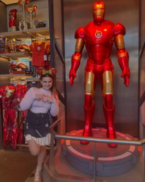 Lexi Rabe Instagram - Having an amazing day @avengers campus in @disneyland ❤️
