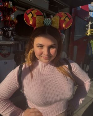 Lexi Rabe Instagram - Having an amazing day @avengers campus in @disneyland ❤️