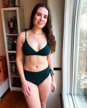 Lexia Hayden Instagram - Search EVQ75 on SHEIN to discover more incredible swimsuits for Dreamy vacays and use coupon 25Lexia for 15% OFF
#sheinbikinigirls #SHEINbikini #SHEINswimwear #SHEINforAll #SHEIN #ad #loveshein
@shein_us @sheinofficial 
:
SHEIN Swim Women Solid Color Simple Ruched Summer Beach Bikini Set
ID: 32425945