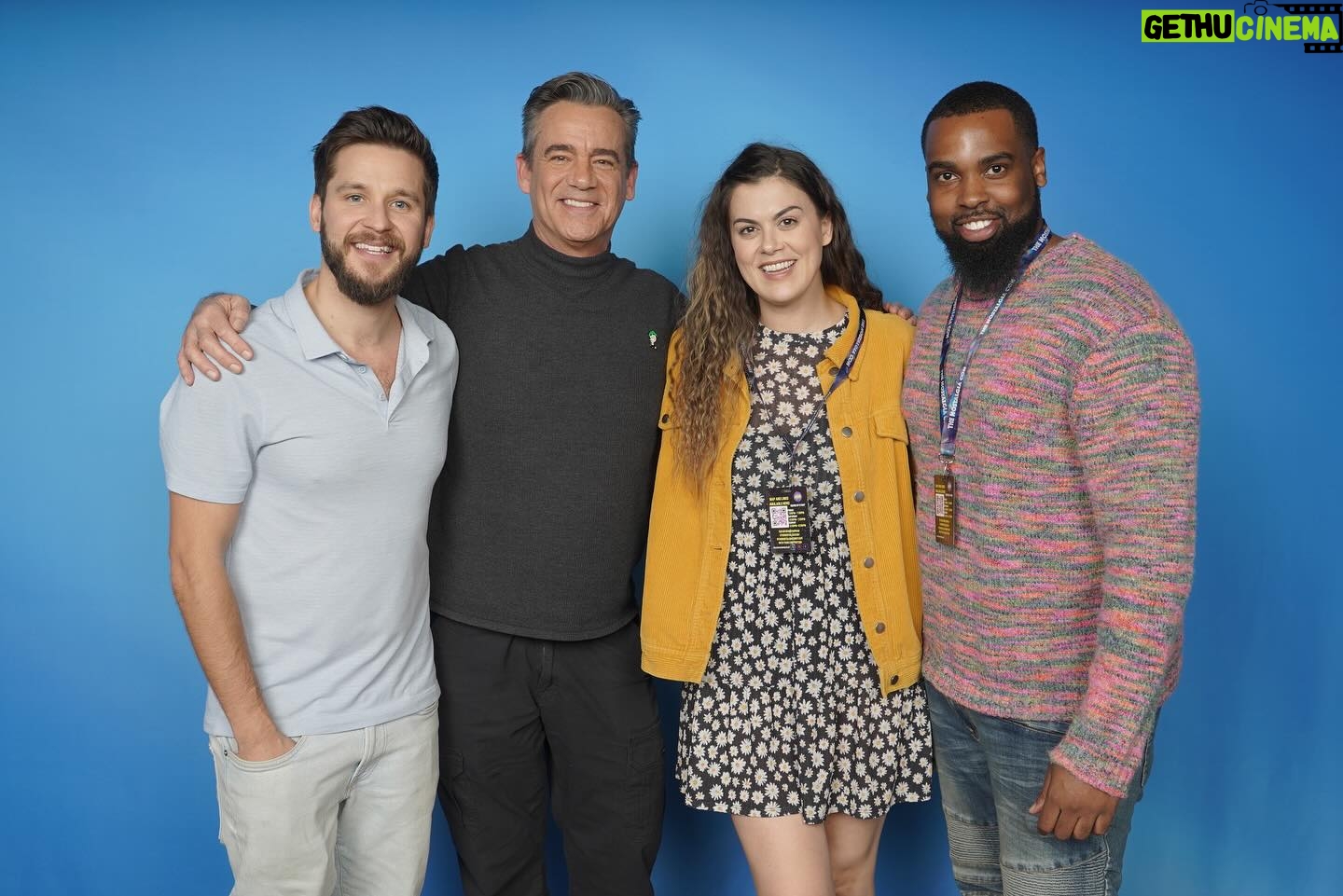 Lindsey Shaw - 76K Likes - nostalgia was had at @thenostalgiacon • we saw friends new and old • thank you Houston • find us at another convention near you in 2025