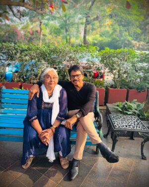 Lipsa Mishra Instagram - Happy New Year From Acharya Family to you All🙏