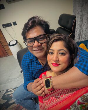 Lipsa Mishra Instagram - Happy New Year From Acharya Family to you All🙏