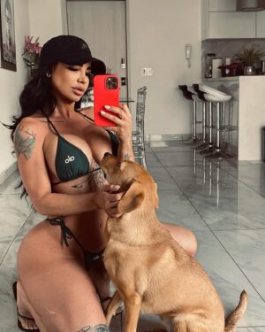 Lis Vega Instagram - 👑🌇 3/01/2025 VIBES ONLY #weekendvibes 🫶🏼♾️🙌🏻

NO HAY PRINCIPIOS NI FINALES , SOLO CAMBIOS Y TRANSFORMACIÓN 🙌🏻♾️ 
✨✨
.
 #mymood 🥵☀️🔥🐶 
#onedirection #enjoythemoment #homesweethome #enjoythelife #enjoy #alo 
@mystikactivemx 👙🫶🏼