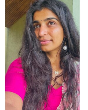Lisha Chinnu Instagram - Sometimes, all you need is a pop of pink and a touch of desi flair to feel connected, no matter where you are!”