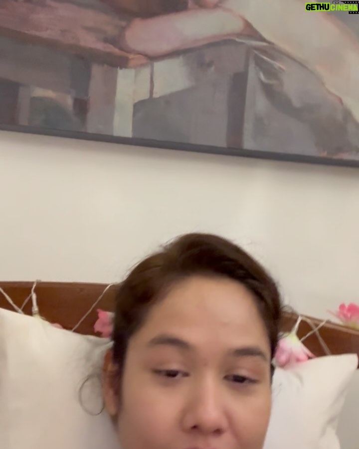 Liyana Jasmay - 2.2K Likes - Dec hi lites makan makan. Kalau nak post semua tak cukup, so we post a few! And then asyik nak diet , but like who am I kidding?