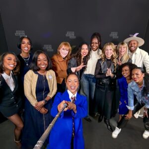 Liza Koshy Instagram - Photo evidence that politically active folks GLOW. Go to IWILLVOTE.COM to find a polling place near you to VOTE TODAY.