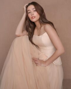 Actress Liza Soberano HD Photos and Wallpapers December 2024