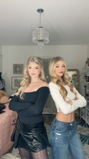 Loren Gray Instagram - my mini @emilydobson 🎀✨✨