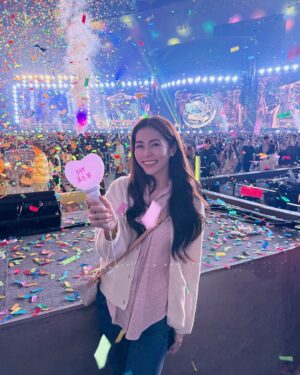 Lorene Ren Instagram - 大巨蛋的第一場演唱會🎤
#周杰倫 #嘉年華