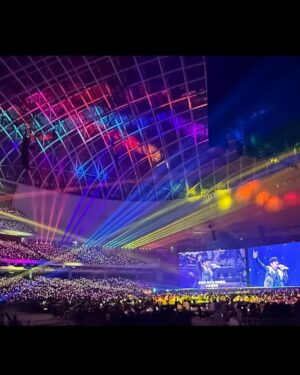Lorene Ren Instagram - 大巨蛋的第一場演唱會🎤
#周杰倫 #嘉年華