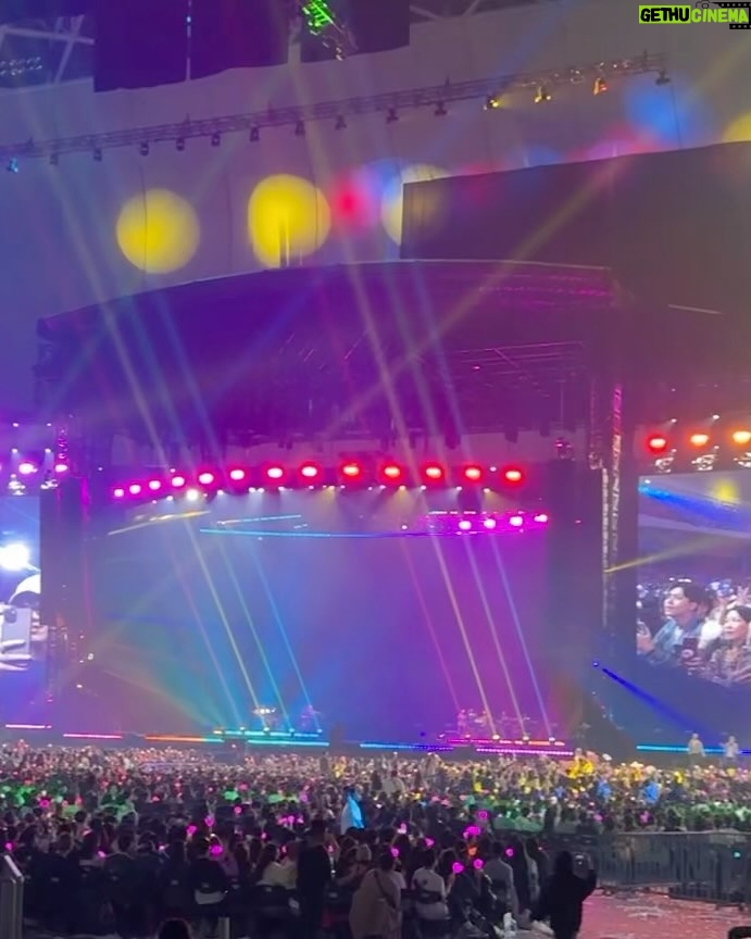 Lorene Ren - 35.2K Likes - 大巨蛋的第一場演唱會🎤
#周杰倫 #嘉年華