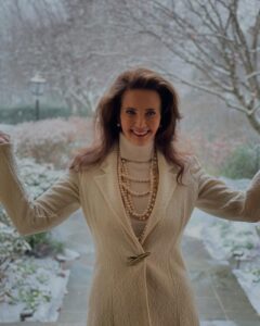 Actress Lynda Carter HD Photos and Wallpapers July 2025