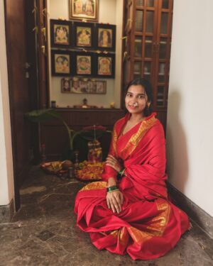 M.M. Manasi Instagram - Channelling the Maharashtrian in me❤️❤️

Ganapathi Bappa Moryaaaaa❤️❤️
Mangalamoorti Moryaaaaa❤️❤️

#Ganpathi #Bappa