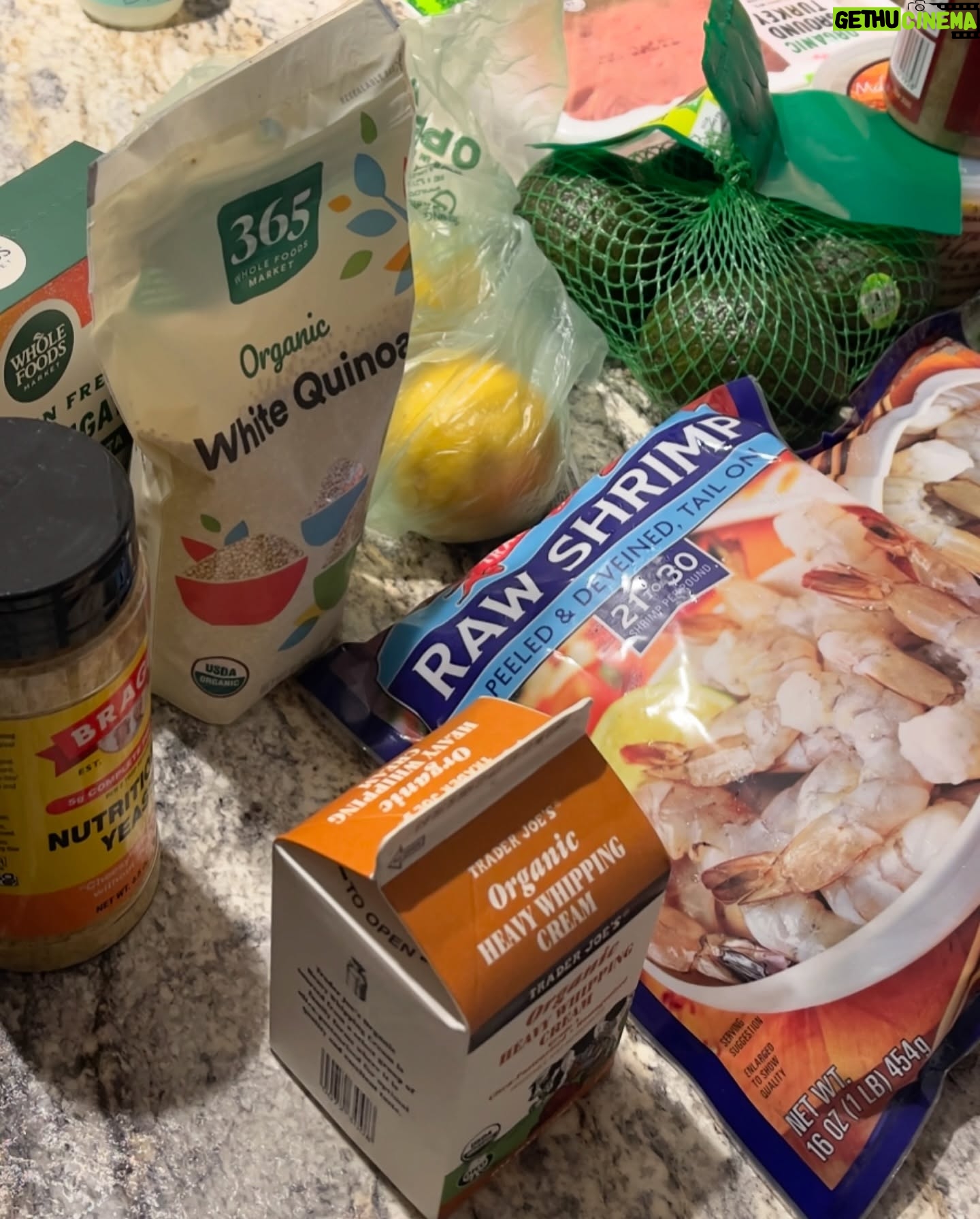 MK xyz - 4.5K Likes - Photo dump 🍒🍒
1. Yesterdays dad fit
2. Post- WNBA shoot
3. LIFESTYLE- non negotiable
4. 🫢🤫🤫
5.Golden kiwi (low fodmap)
6. Meal preppa steppa
7. Some of yall need these when i come round’
8. Deep subconscious itch was scratched. Core mem.
9. I was mad sick and this was sweet.
10. J’s HAIR goes crazyyyyy 🤫🚀
