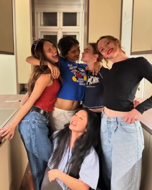 Maddie Ziegler Instagram - sweetest 22nd 🎂💘💘