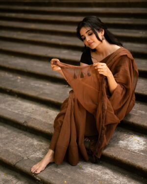 Madhuri Jain Instagram - 📝🤎

Styling @ishwaryaalaguvel 
Photography @murlee_photography ; @_xavierphotography_ 
MUA:  @puii_c_ammy 

Assit by @__x.aj.x__
@pradeepwilliams05