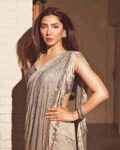 Actress Mahira Khan HD Photos and Wallpapers December 2024