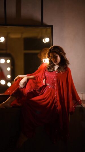 Mahiya Mahi Instagram - পারবা আমার জন্য যুদ্ধ করতে  পুরা দুনিয়ার সাথে ?