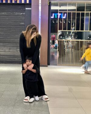Mahiya Mahi Instagram - These pictures may be blurry, but they’re beautifully raw memories we’ll treasure even more as time goes by 🥰🥰🥰🥰
