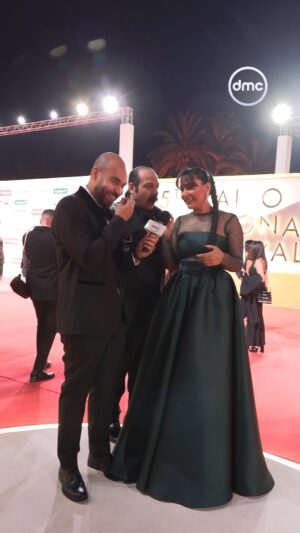 Mais Hamdan Instagram - الفنان محمد ثروت بيهدي النفوس بين ميس حمدان وحسام 😅😅

#dmc
#ciff45
#مهرجان_القاهرة_السينمائي