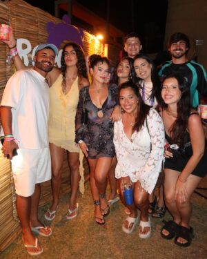 Maisa Silva Instagram - 🛟”tem que ter borogodó” de todo ano 🛟

@reveillon.amore @carvalheira @wemakeideas