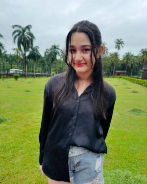Maisha Dixit Instagram - 