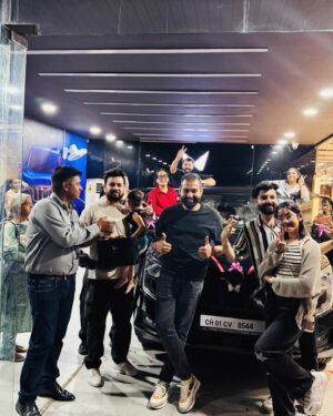 Maisha Dixit Instagram - New ride 🤭🤚
Congo mummy papa @pavittardixit and @cute_nehadixit thank you so much for this  beautiful car