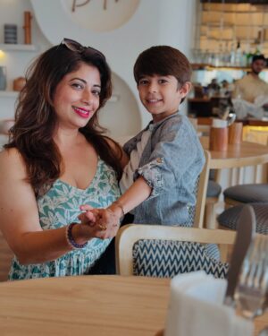 Malini Kapoor Instagram - #familytime ❤️💓🪁
.
.
.
Family lunches are the best !
We chill
We talk 
We eat 
We drink and we 
Be Merry 🤩☺️💃
.
.
This time we chose @baliboo.official and explored new dishes to tickle our taste buds ❤️.
.
And we had a wonderful time ❤️
.
.
.
#familytime #famliy #time #lunch #chilling #instagood #foodies #gratitude #always