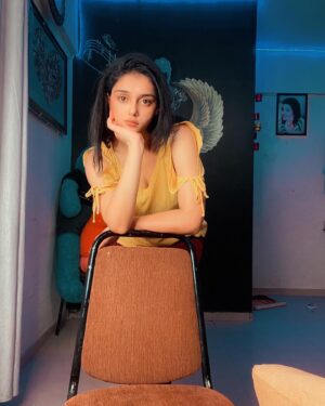 Mallika Singh Instagram - Drank it all in, rugged and dark.
Wondering i could have Known capturing all that stood in my heart!
Just as u held  ur automatic to my little head ..!
and recited a poem about my many weaknesses, 
  And here it goes on with these feelings which remained unsaid 🌟